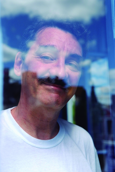 Flavio de Souza+ Texto